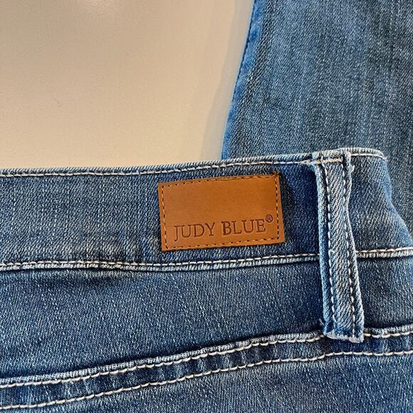 Judy Blue‎ Skinny Jeans Distressed With Multicolored Patches Size 1XL - Picture 5 of 9